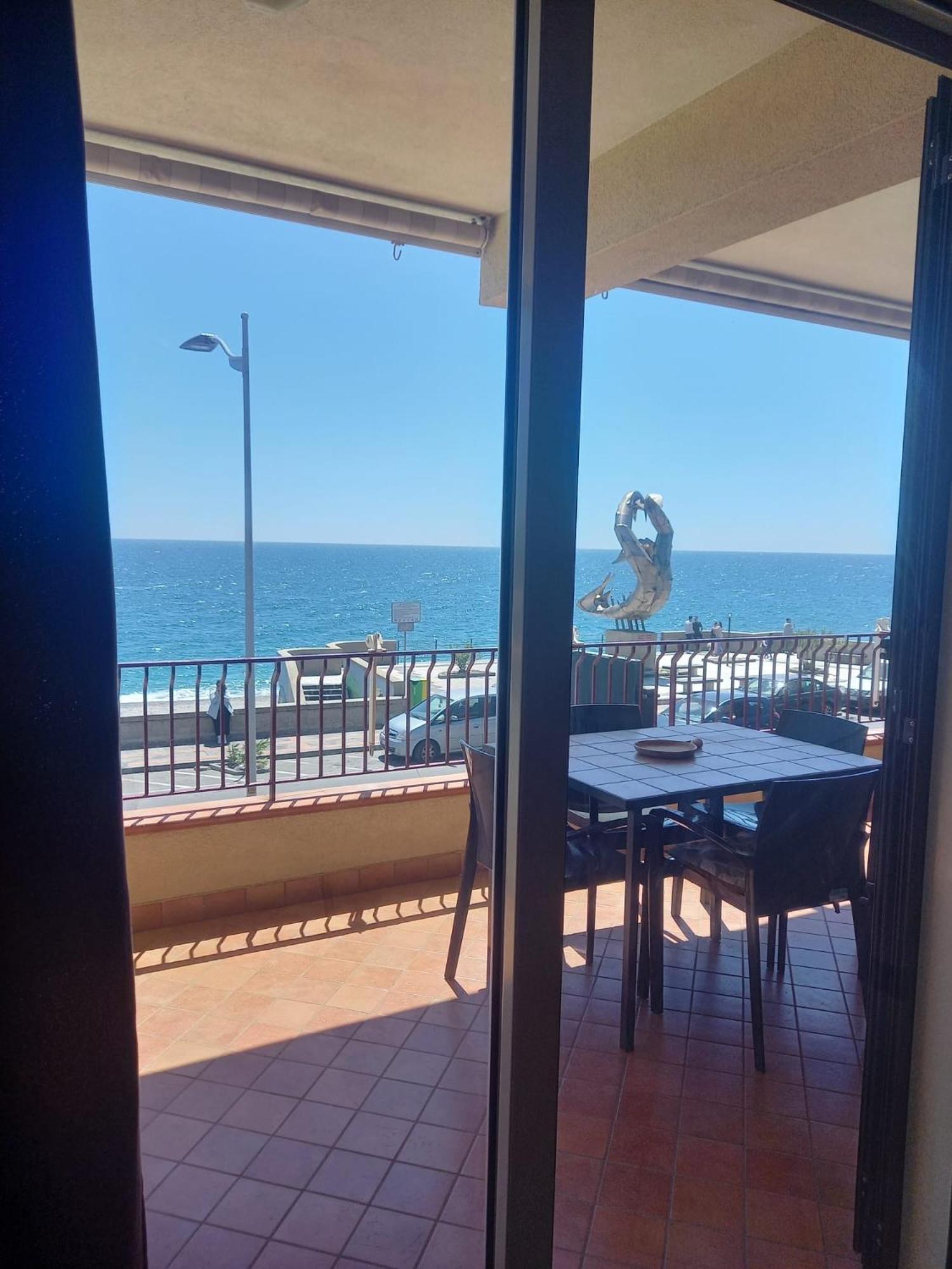 B&B La Sirena Santa Teresa Di Riva Dış mekan fotoğraf