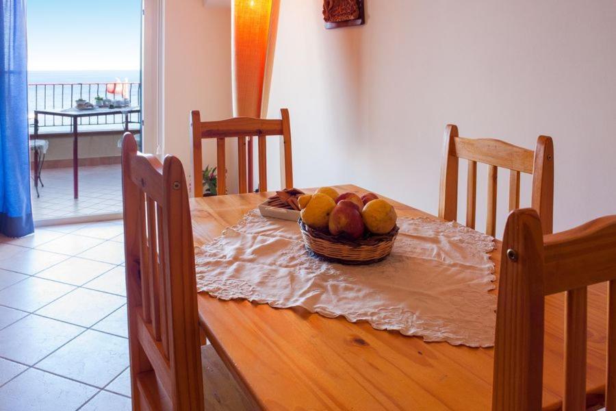B&B La Sirena Santa Teresa Di Riva Dış mekan fotoğraf