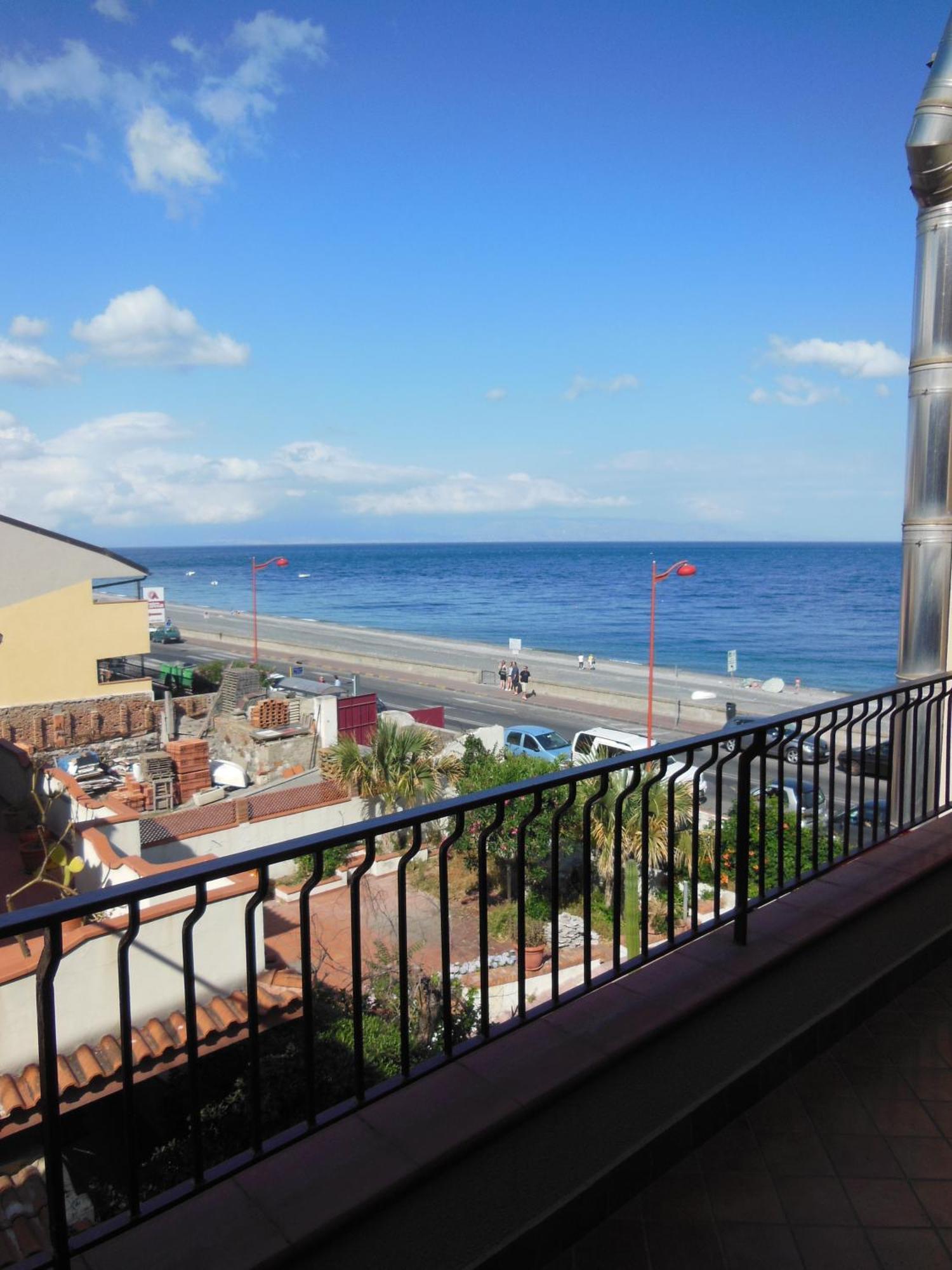 B&B La Sirena Santa Teresa Di Riva Dış mekan fotoğraf